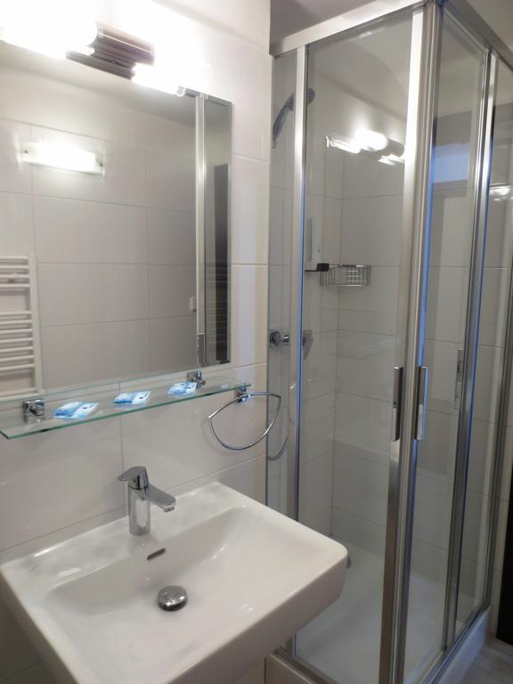 Hotel Hubertus Valtice Kamer foto