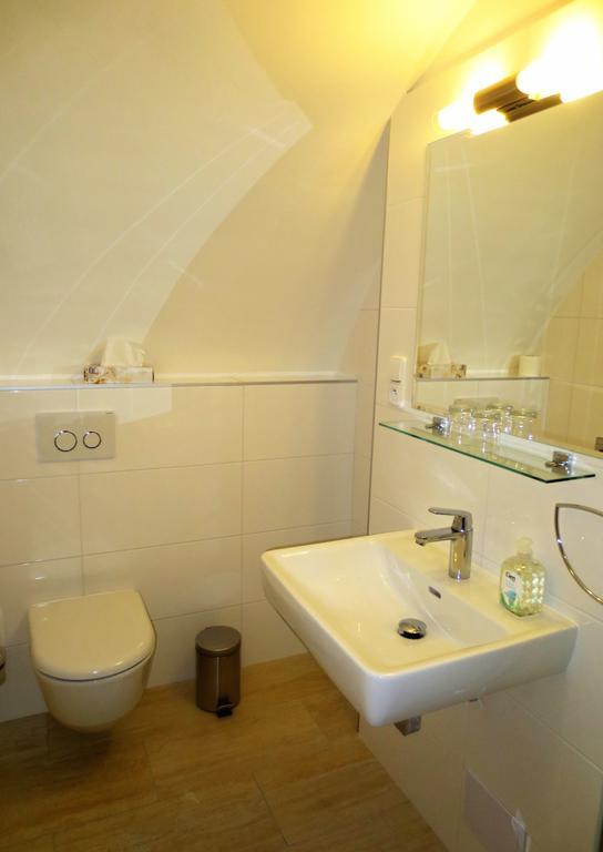 Hotel Hubertus Valtice Kamer foto